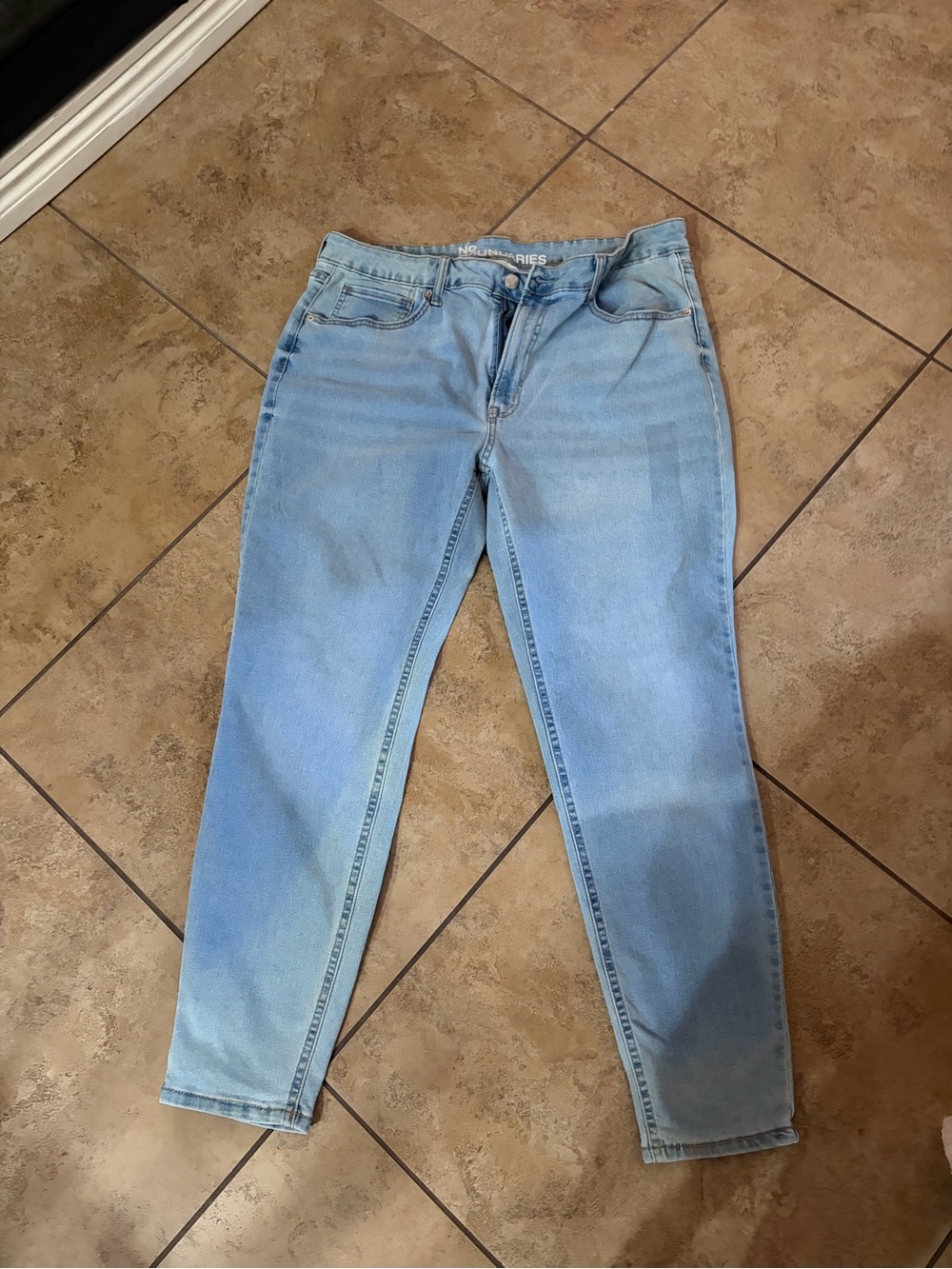No Boundaries Light Wash Skinny Jeans